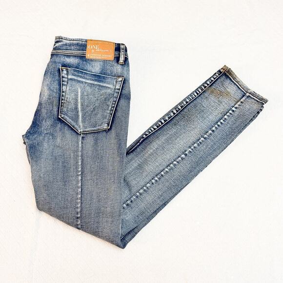 One Awesome Skinnies Super Low Waist Short Rise Ripped Denim Jeans Size 28 - Picture 10 of 10